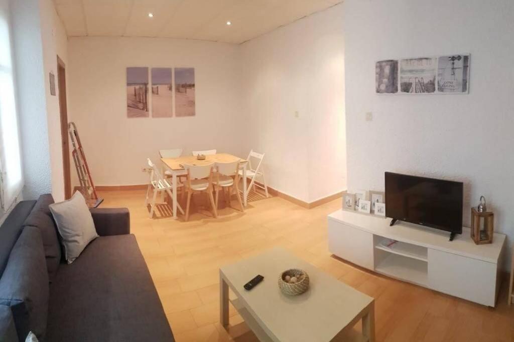 Cozy Apartment In The Heart Of Alicante! Eksteriør bilde