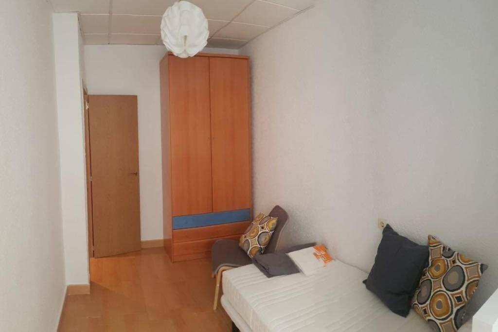 Cozy Apartment In The Heart Of Alicante! Eksteriør bilde